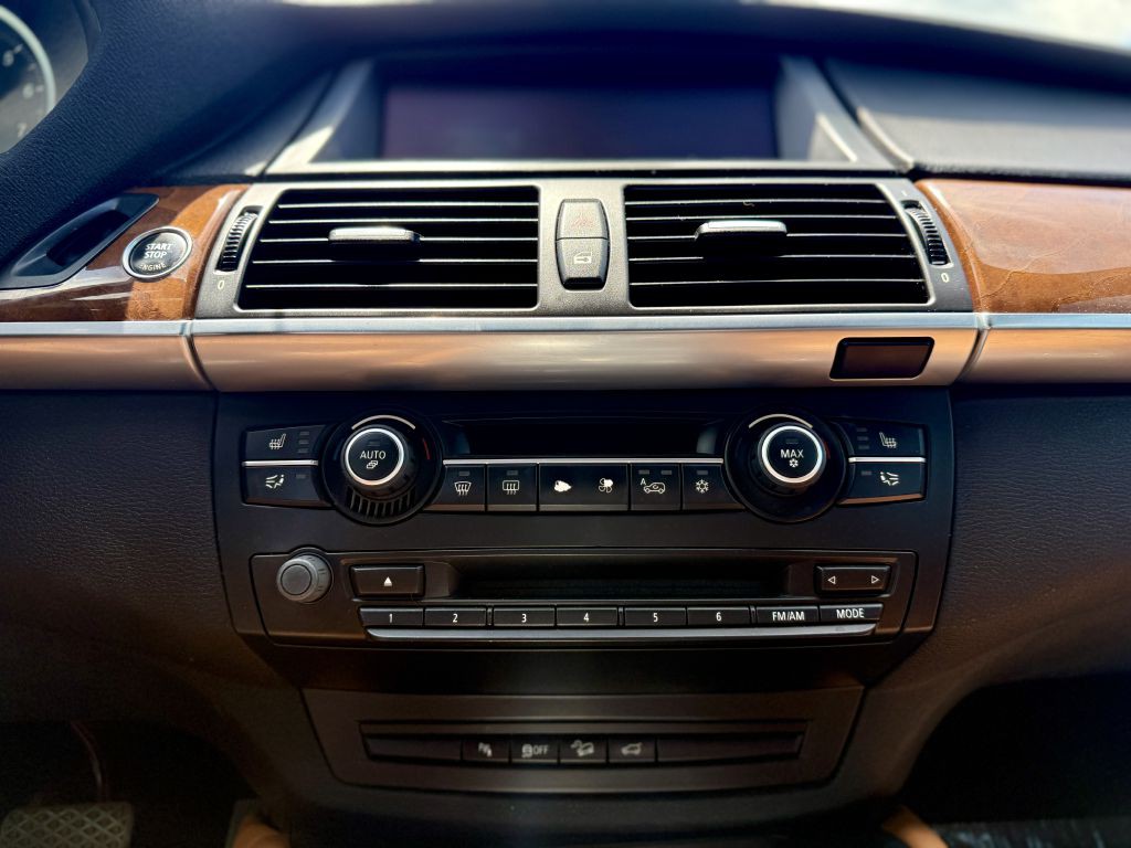2014 BMW X6 Image 9