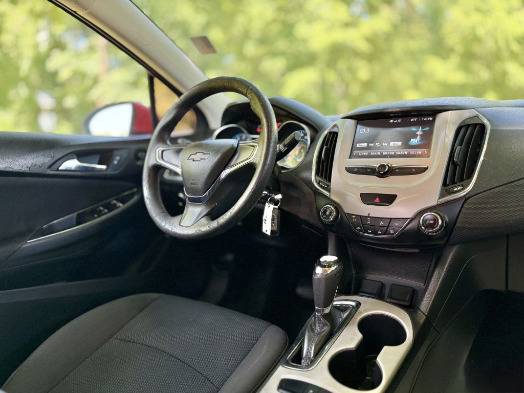 2017 Chevrolet Cruze Image 10