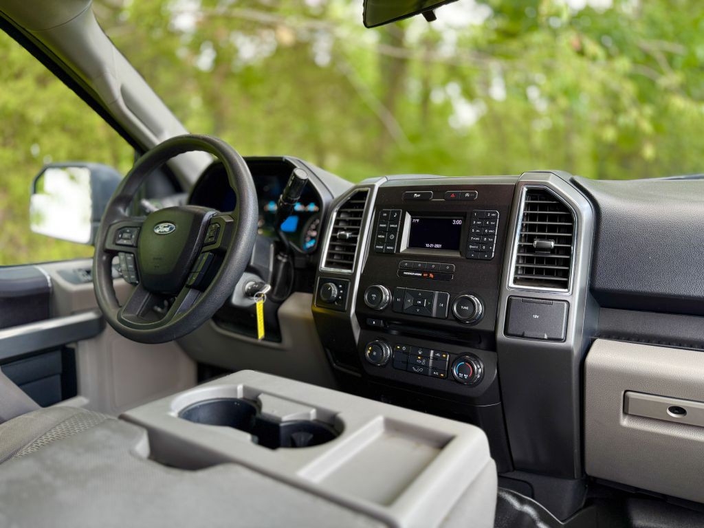 2017 Ford F-150 Image 8