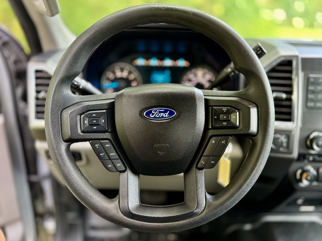 2017 Ford F-150 Image 9