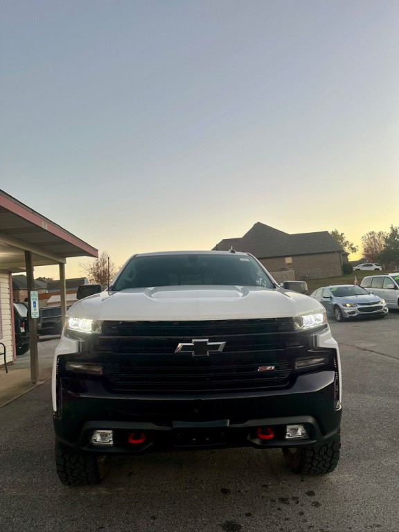 2021 Chevrolet Silverado 1500 Image 2