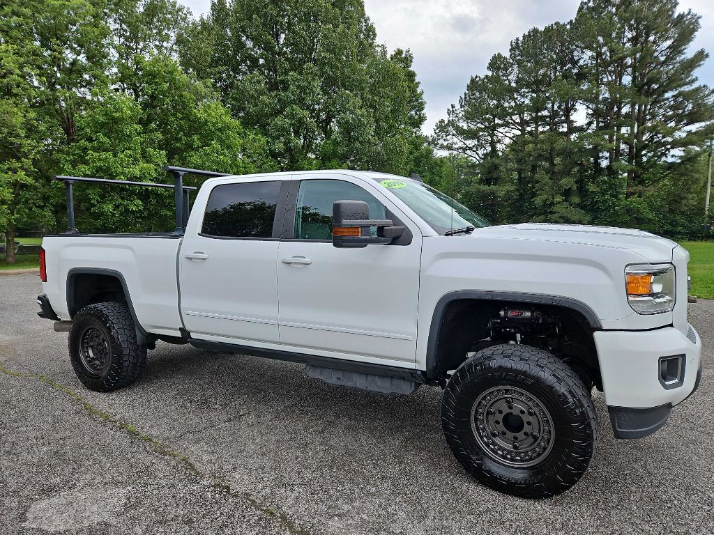 2019 GMC Sierra 2500 Image 1