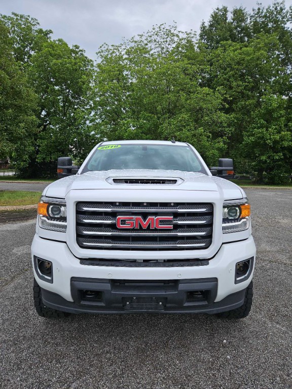 2019 GMC Sierra 2500 Image 2