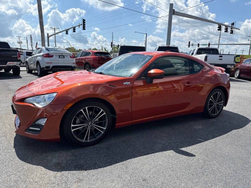 2016 Scion FR-S Image 3