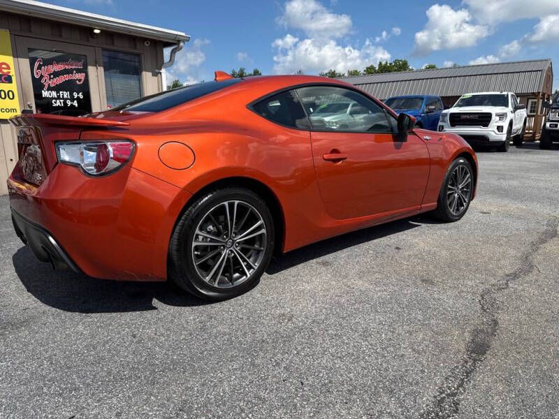 2016 Scion FR-S Image 5