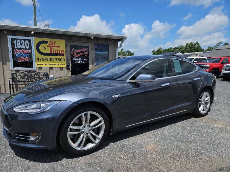 2014 Tesla Model S Image 4
