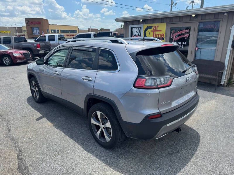 2019 Jeep Cherokee Image 6