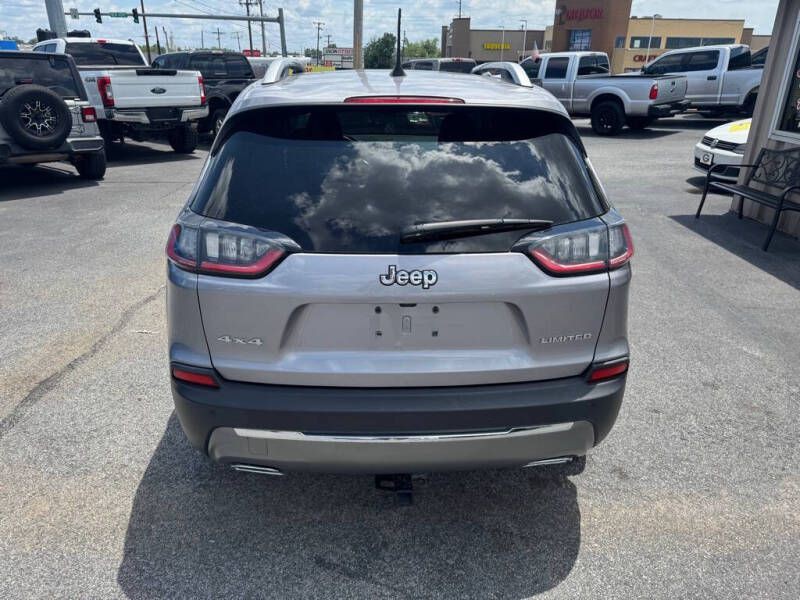 2019 Jeep Cherokee Image 8