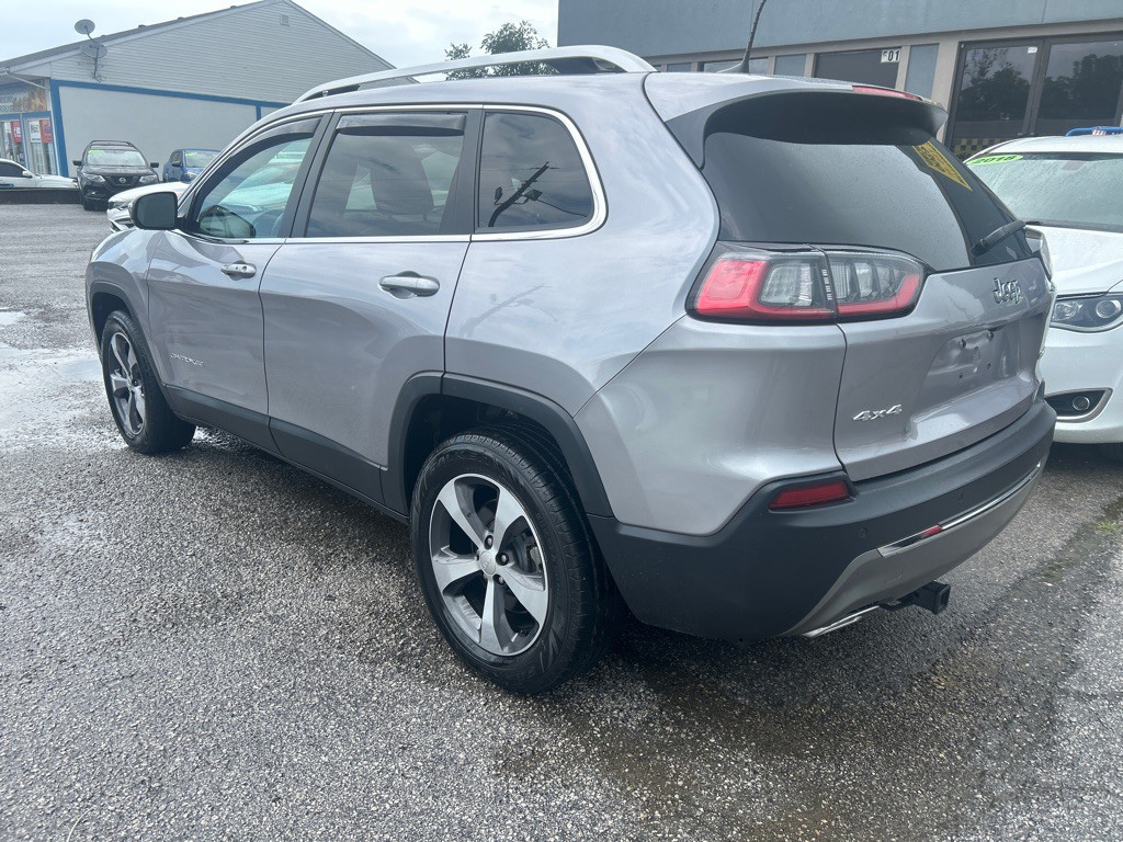 2019 Jeep Cherokee Image 19