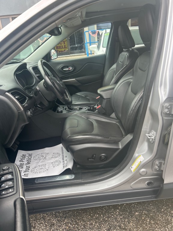 2019 Jeep Cherokee Image 20