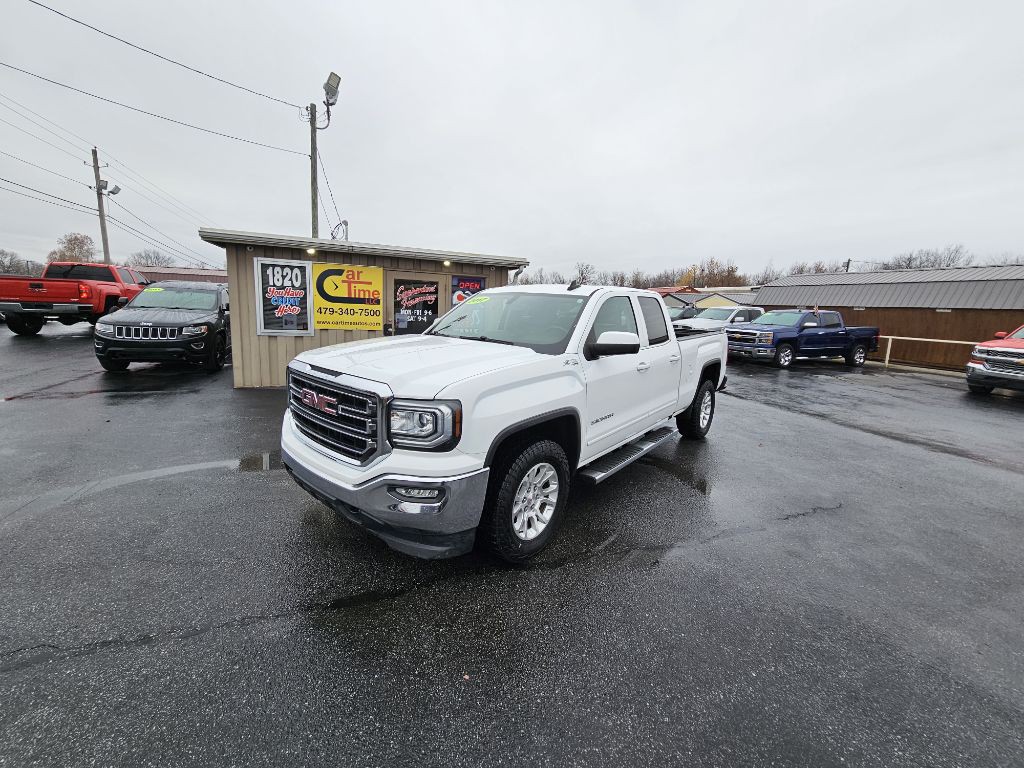 2017 GMC Sierra Image 3