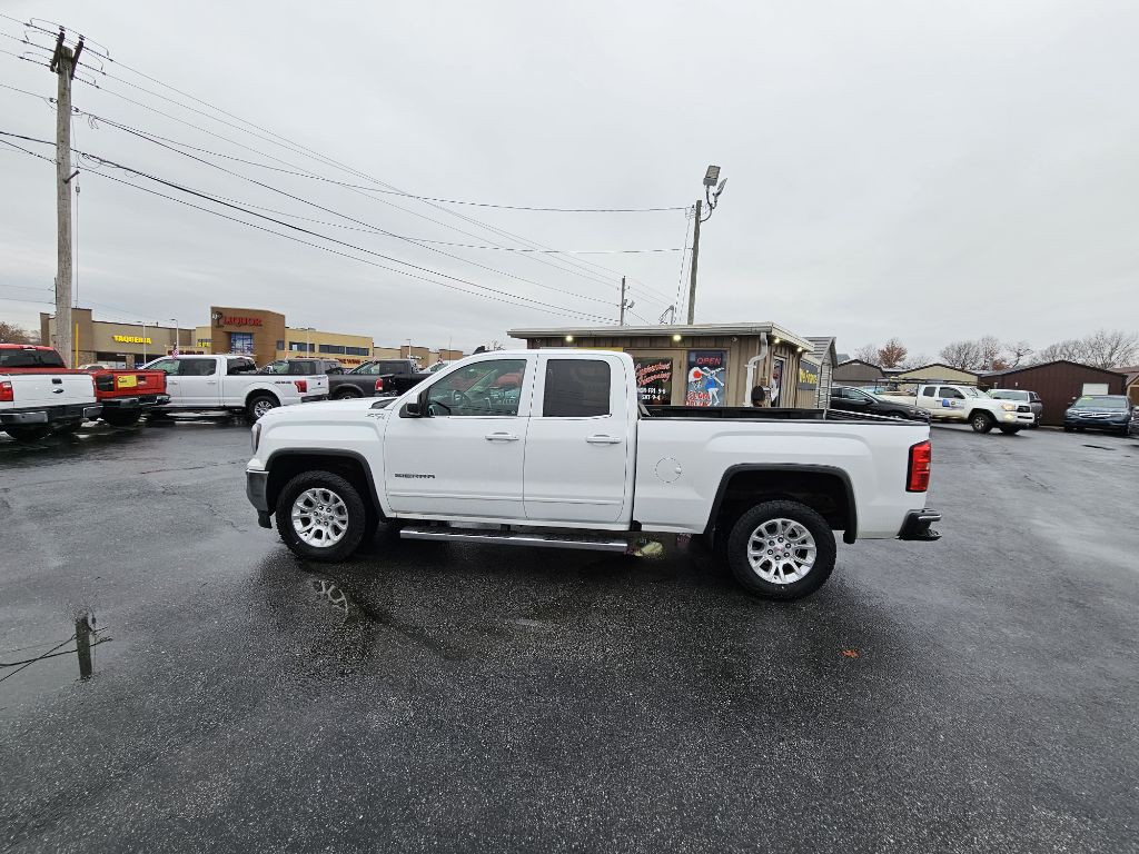 2017 GMC Sierra Image 4