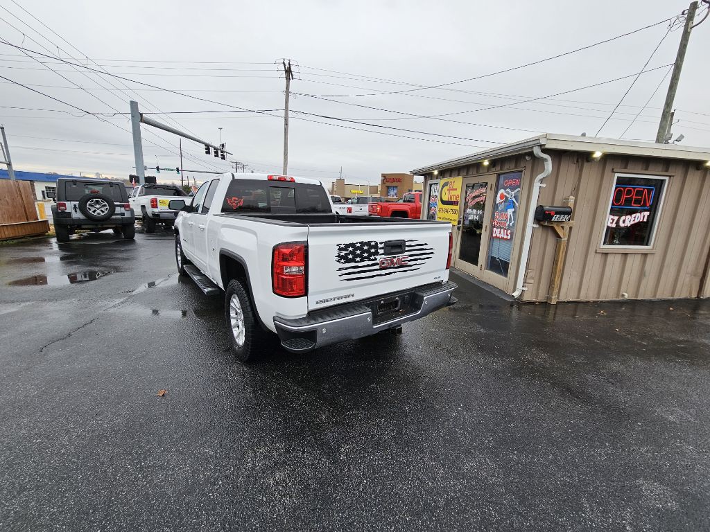 2017 GMC Sierra Image 5