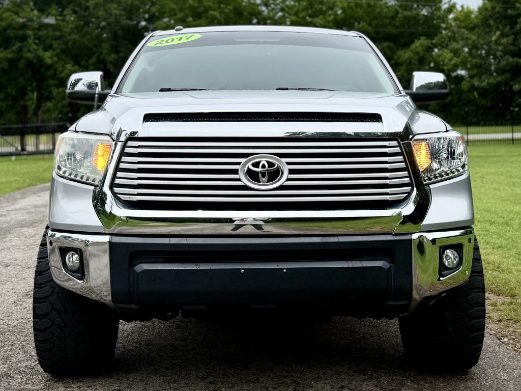 2017 Toyota Tundra Image 2
