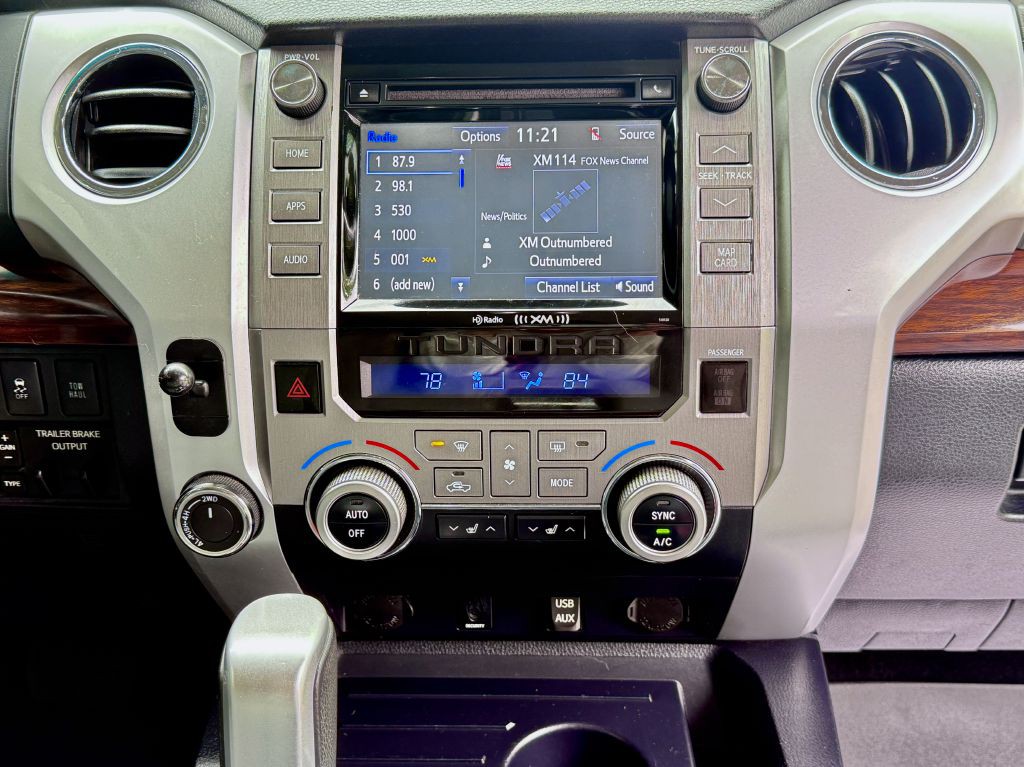 2017 Toyota Tundra Image 11