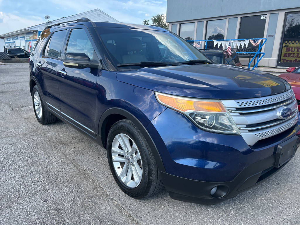 2011 Ford Explorer Image 4