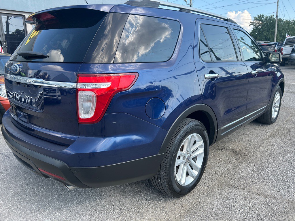 2011 Ford Explorer Image 6