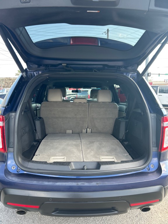2011 Ford Explorer Image 14