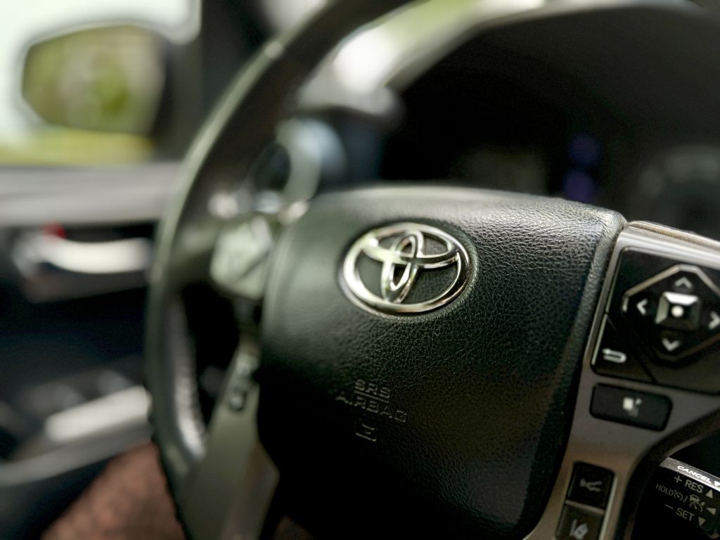2019 Toyota Tacoma Image 11