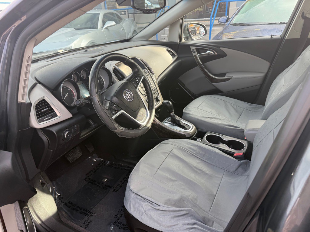 2012 Buick Verano Image 5