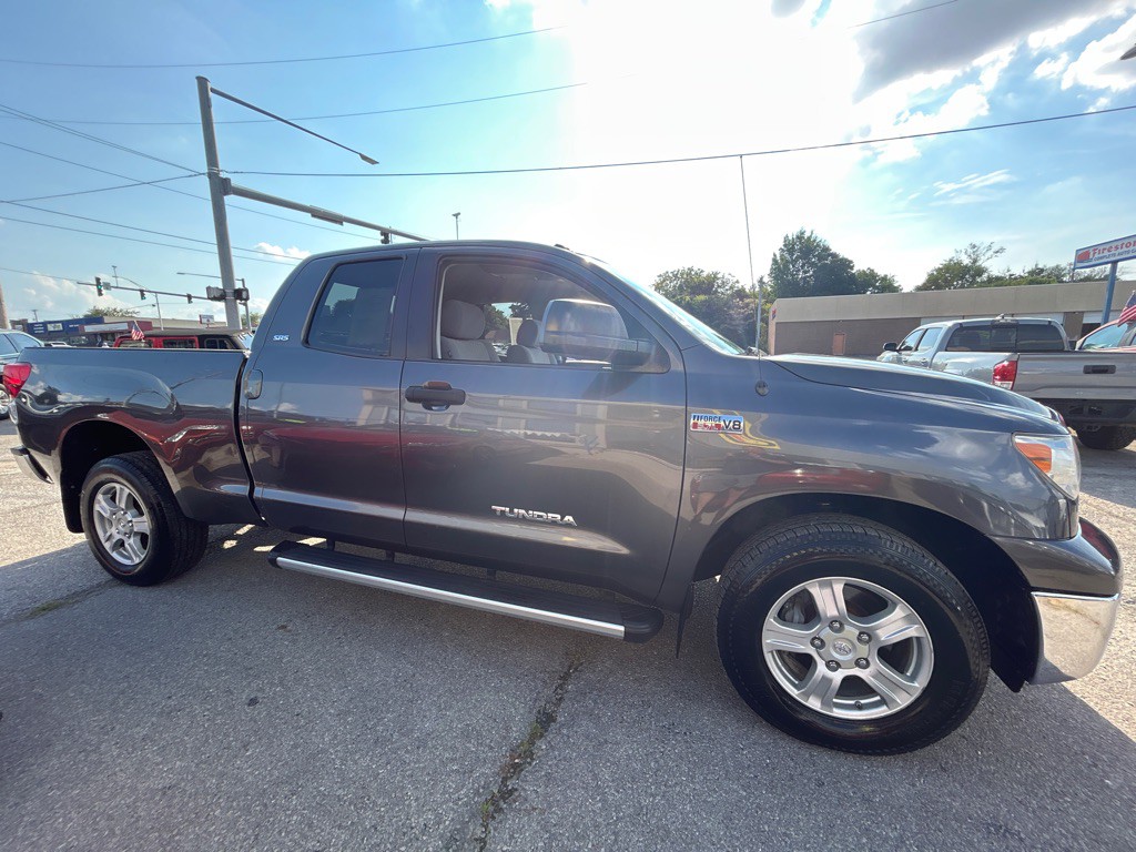 2011 Toyota Tundra Image 5
