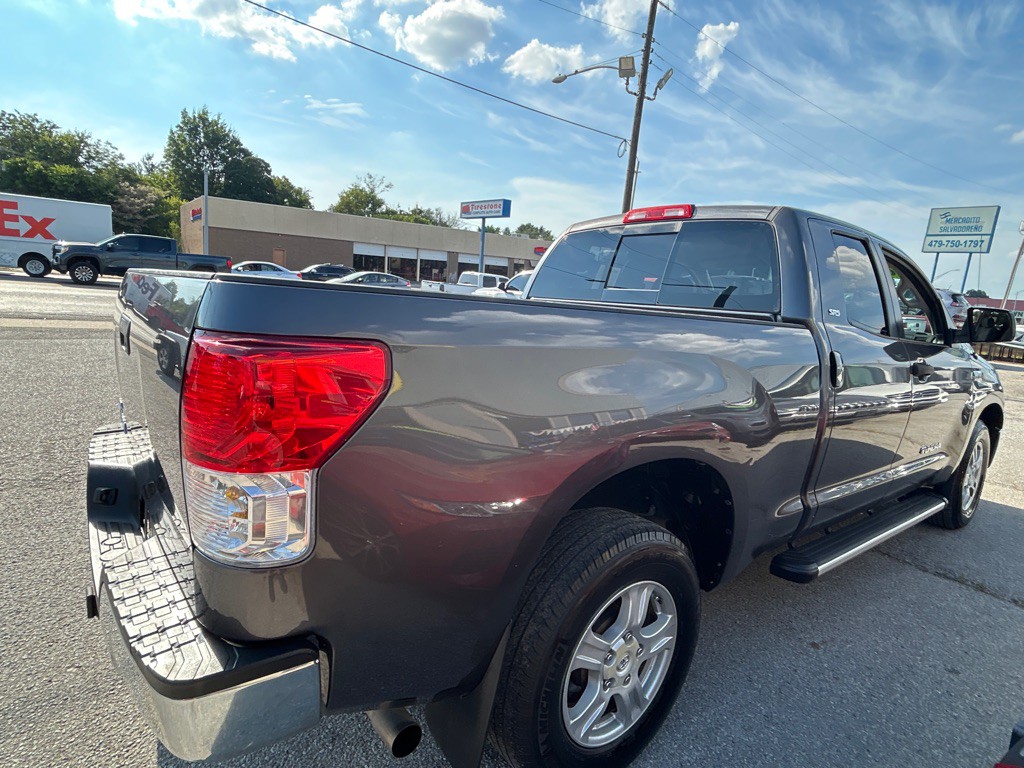 2011 Toyota Tundra Image 6