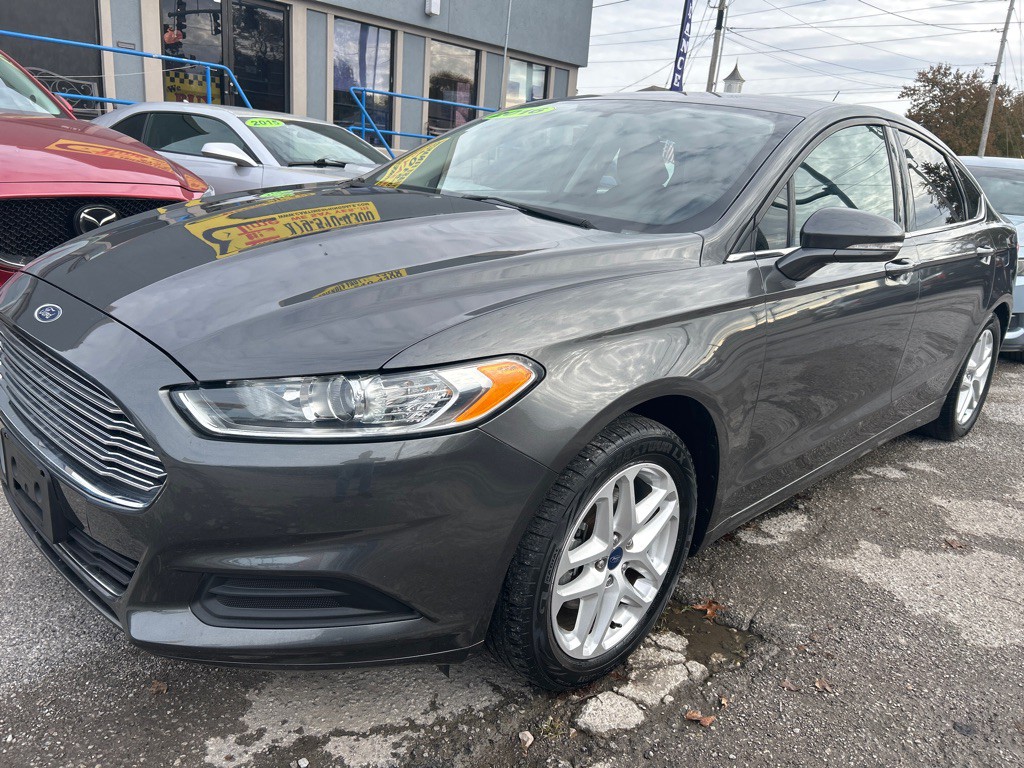 2016 Ford Fusion Image 10