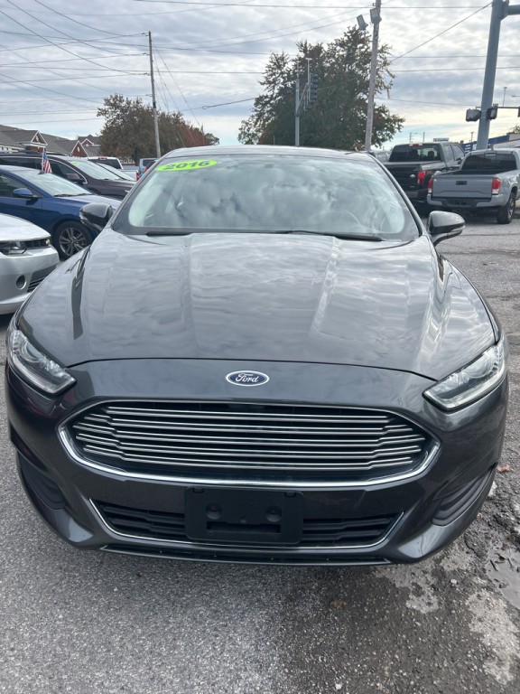 2016 Ford Fusion Image 11