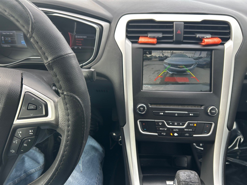 2016 Ford Fusion Image 16