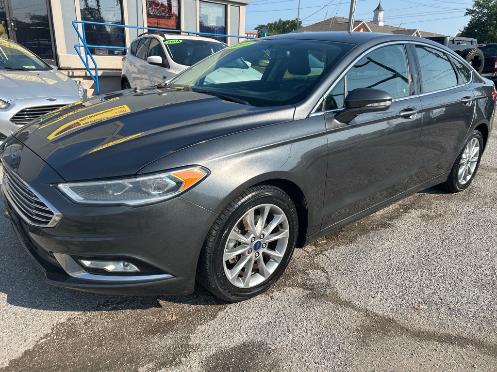 2017 Ford Fusion Image 3