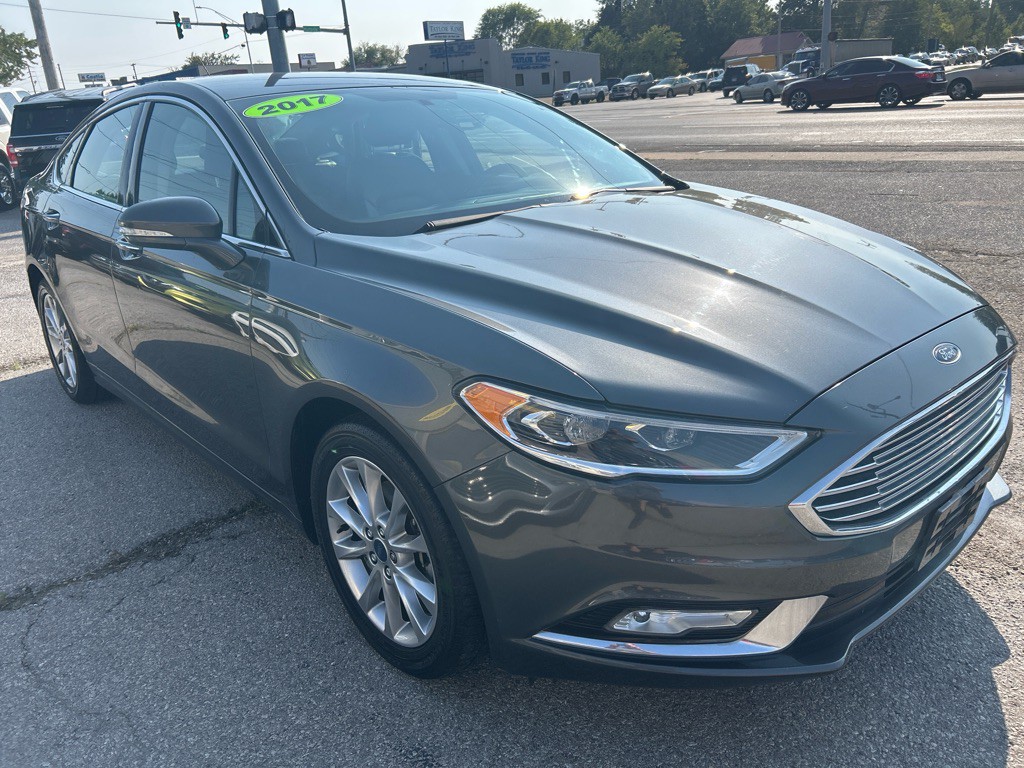 2017 Ford Fusion Image 8