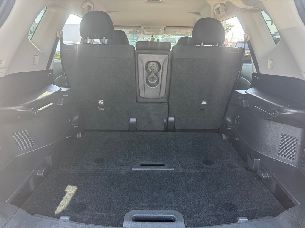 2017 Nissan Rogue Image 7