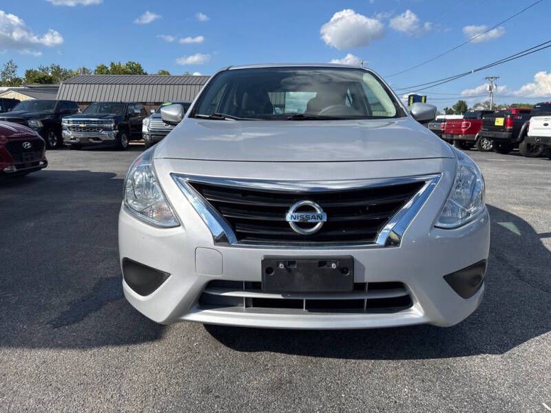 2019 Nissan Versa Image 8