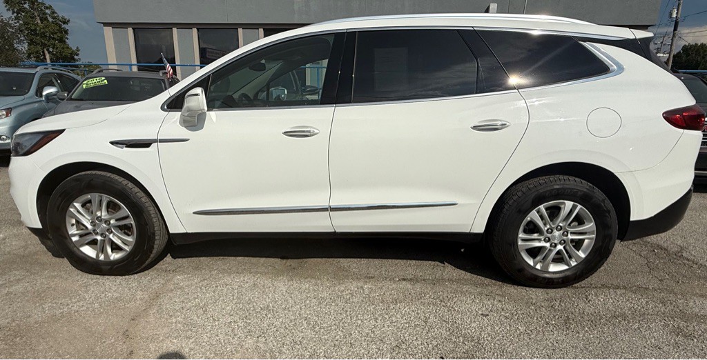 2019 Buick Enclave Image 2