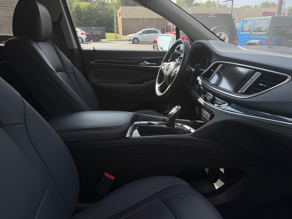 2019 Buick Enclave Image 6