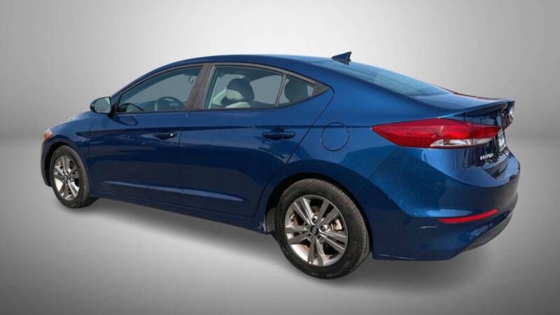 2018 Hyundai Elantra Image 4