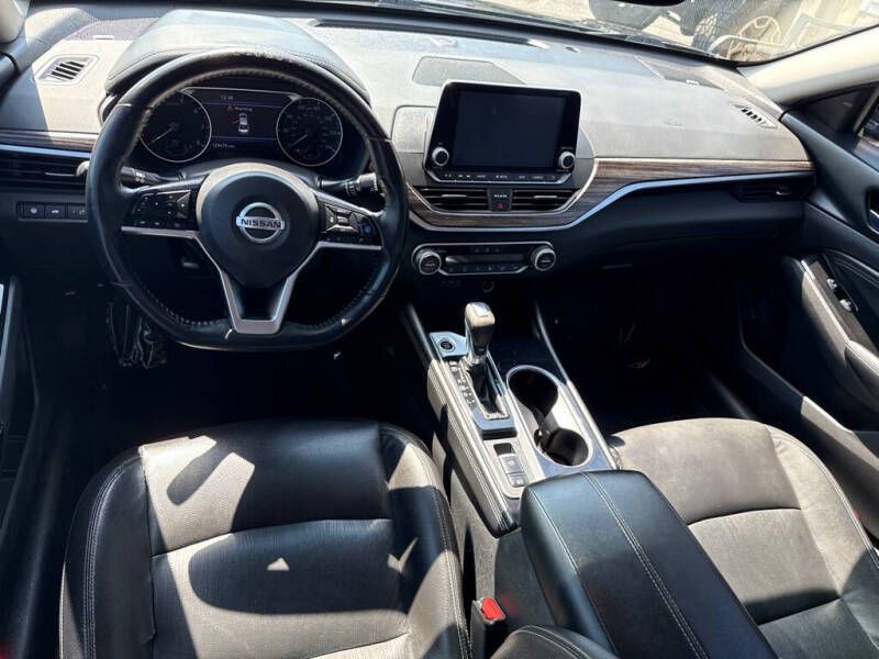 2020 Nissan Altima Image 6