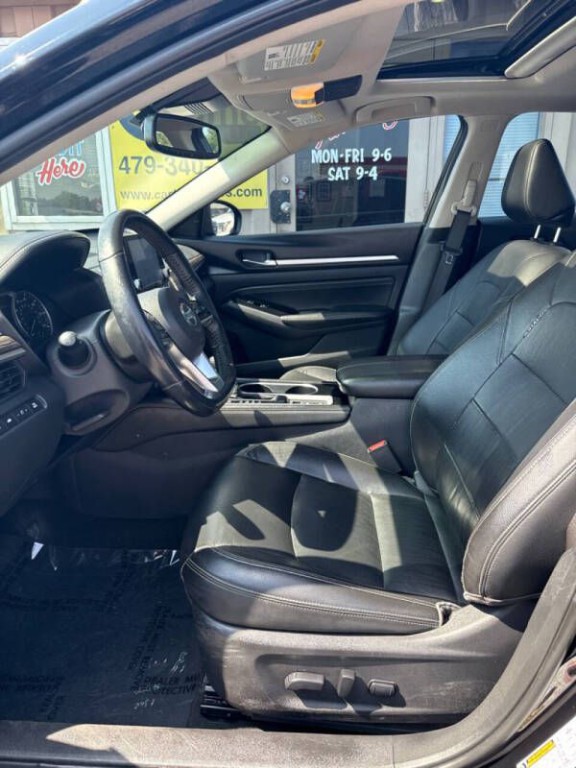 2020 Nissan Altima Image 7