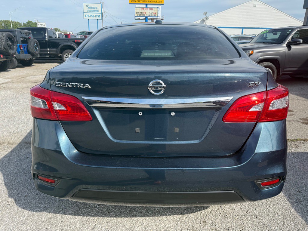 2017 Nissan Sentra Image 4