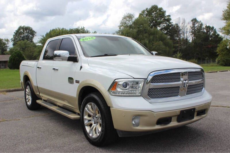 2015 RAM 1500 Image 1