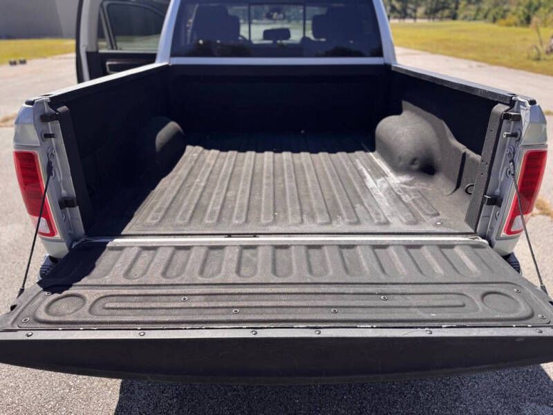 2017 RAM 1500 Image 9