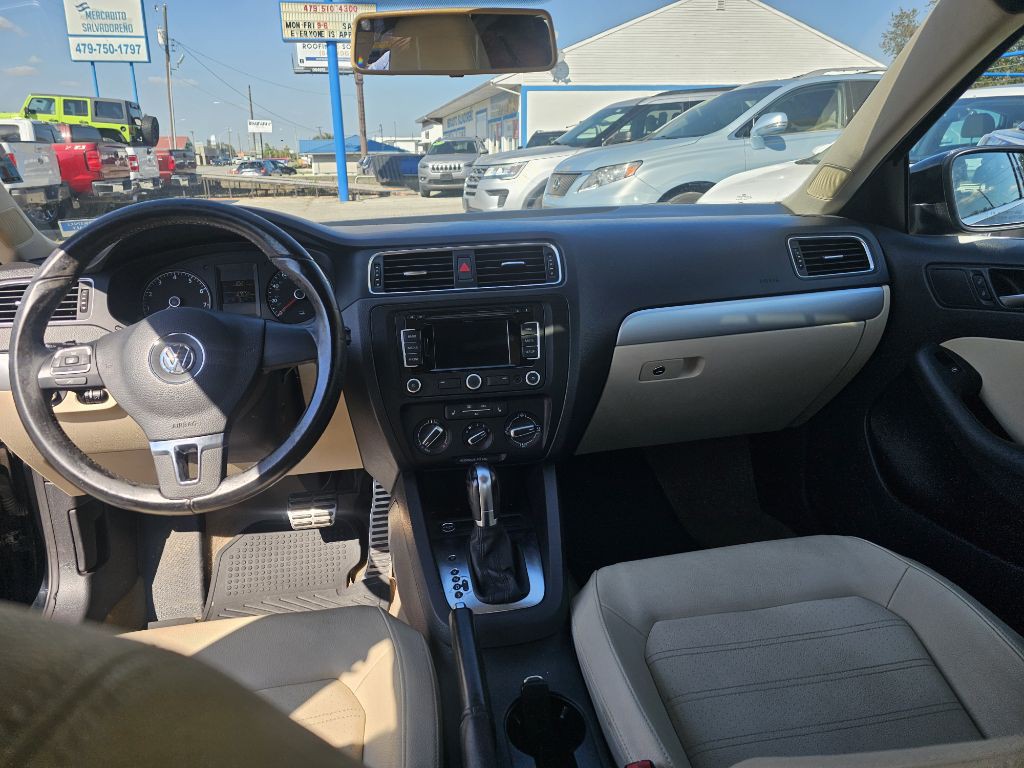 2011 Volkswagen Jetta Image 20