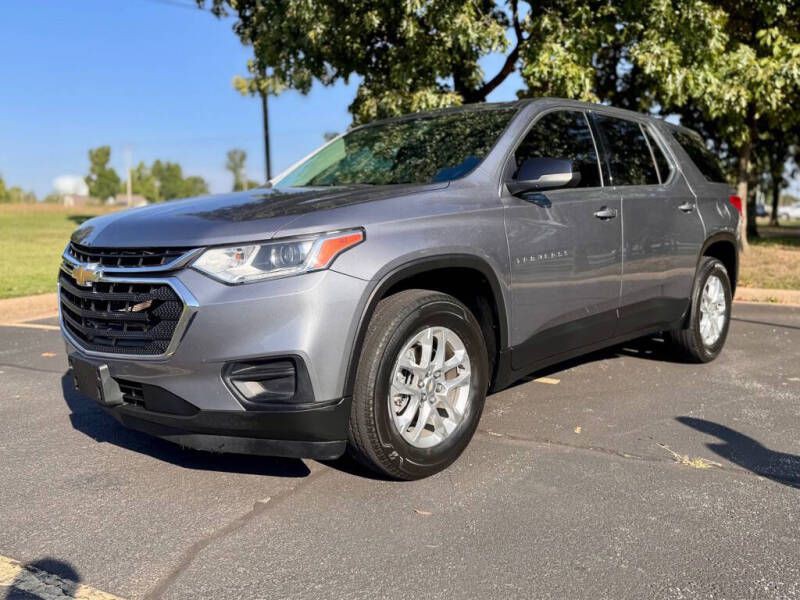 2021 Chevrolet Traverse Image 2
