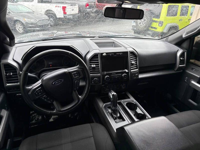 2015 Ford F-150 Image 9