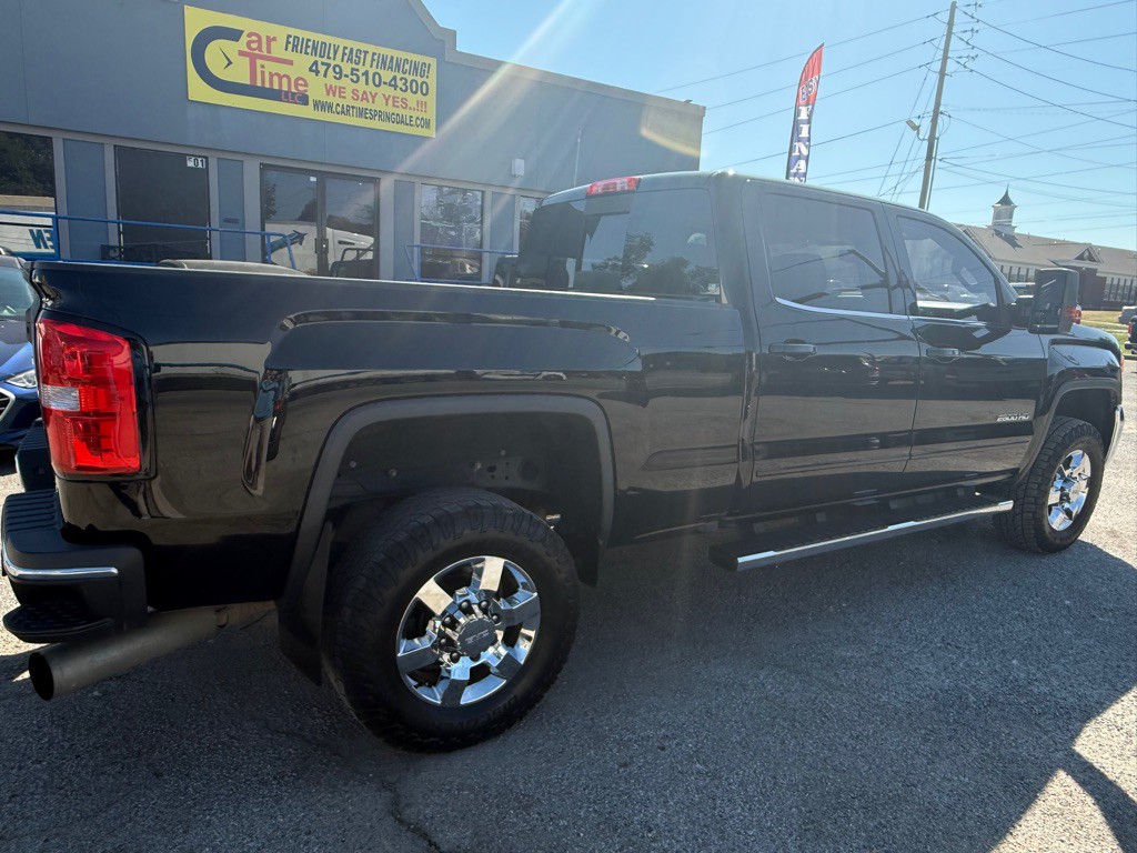 2018 GMC Sierra 2500 Image 4