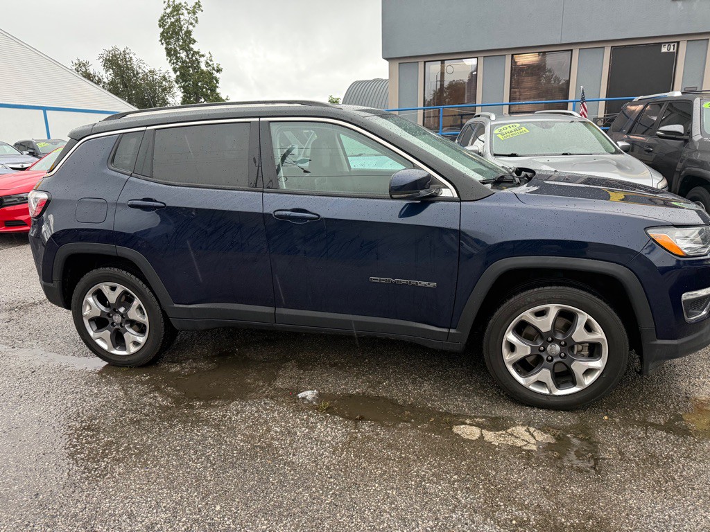 2021 Jeep Compass Image 2