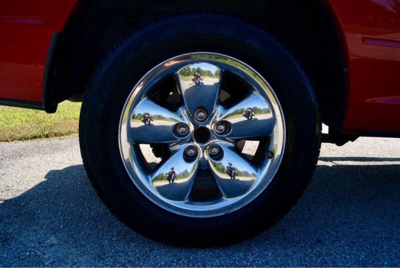 2016 RAM 1500 Image 9