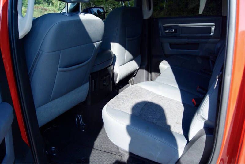 2016 RAM 1500 Image 13