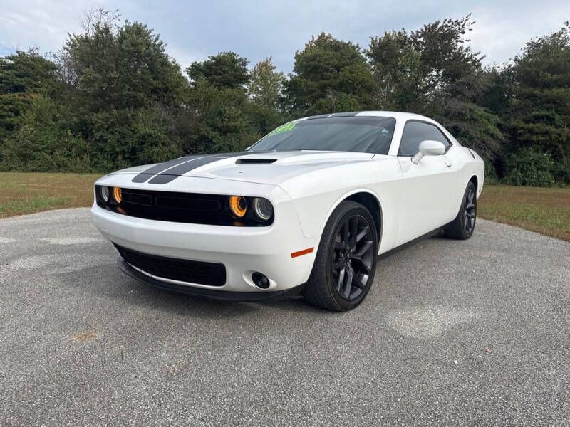 2019 Dodge Challenger Image 2