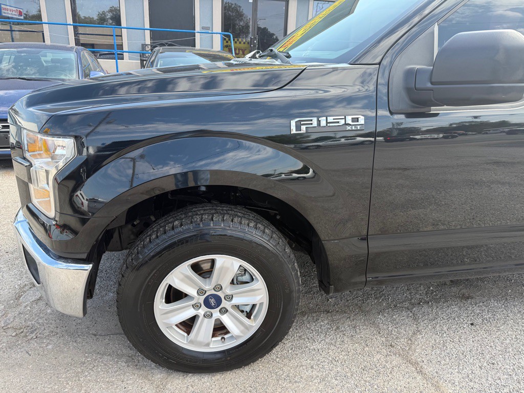 2017 Ford F-150 Image 2